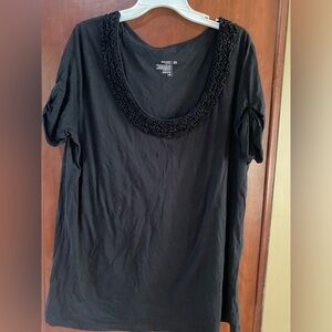 Old Navy Black Scoop Neck Ruffle-Trim Short Sleeve Tee